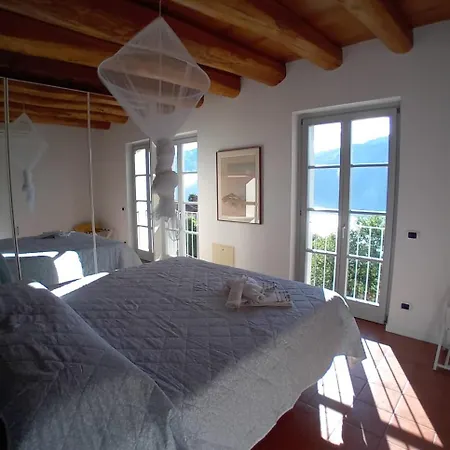 Feriehus Casa Il Casale San Siro (Lombardy)