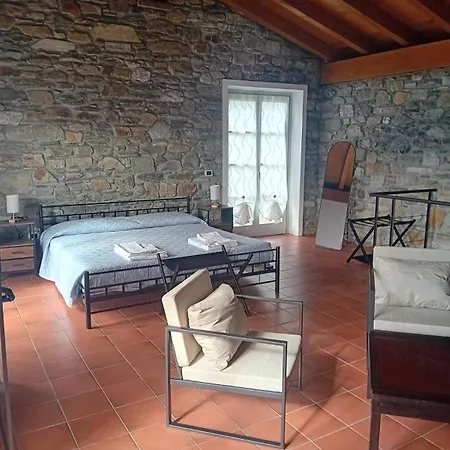 Feriehus Casa Il Casale San Siro (Lombardy)